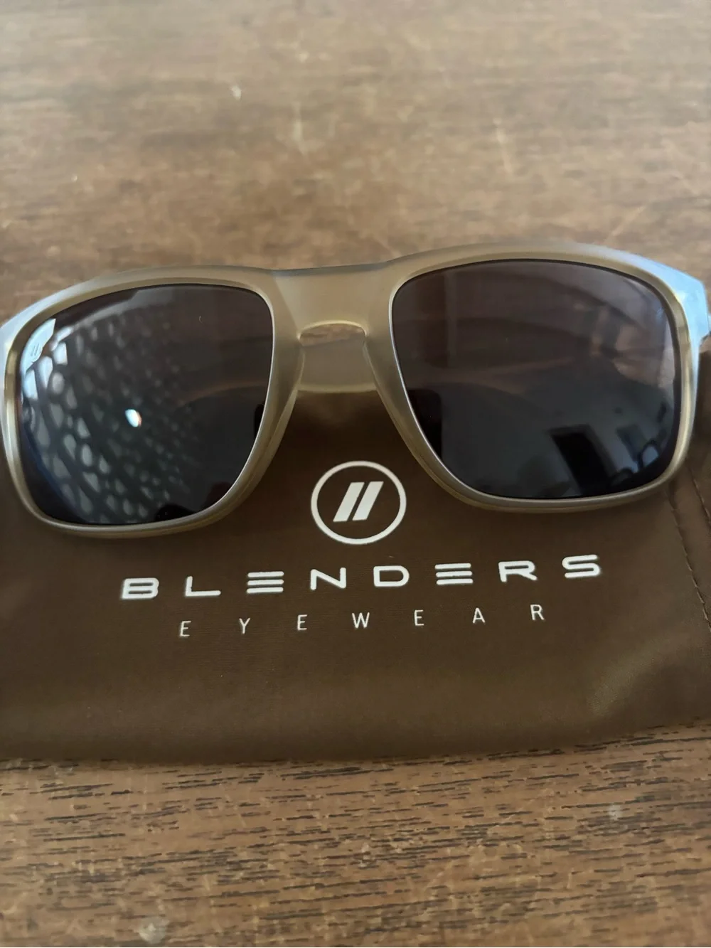 Blenders Eyewear Women's Matte Brown Sunglasses